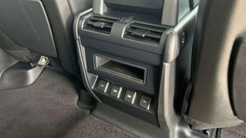 Land Rover Defender 2.0 D240 SE 110 5dr Auto