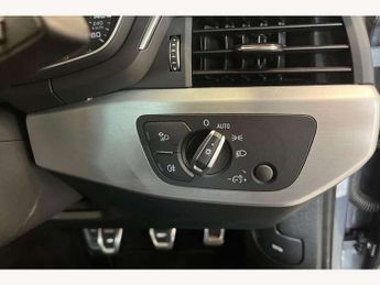 Audi A4 35 TFSI S Line 4dr