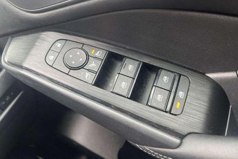 Nissan Qashqai 1.3 DiG-T MH 158 Acenta Premium 5dr Xtronic