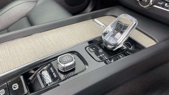 Volvo XC60 2.0 T8 Recharge PHEV Inscription Pro 5dr AWD Auto