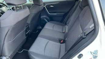 Toyota RAV4 2.5 VVT-i Hybrid Design 5dr CVT 2WD