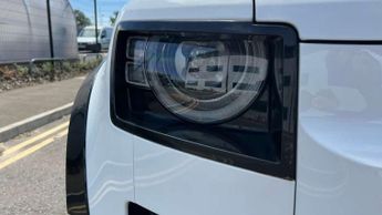 Land Rover Defender 3.0 D250 X-Dynamic HSE 90 3dr Auto
