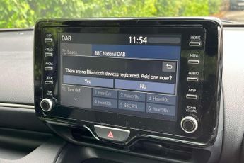 Toyota Yaris 1.5 Hybrid Design 5dr CVT