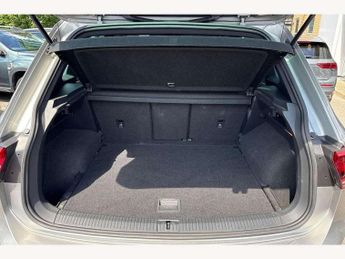 Volkswagen Tiguan 2.0 TDi 150 R-Line 5dr