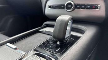 Volvo XC90 2.0 B5P [250] Core 5dr AWD Geartronic