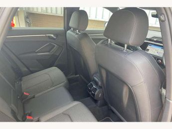 Audi Q3 35 TFSI S Line 5dr S Tronic