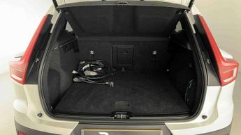 Volvo XC40 Recharge 1.5 T5 Recharge PHEV Ultimate Dark 5dr Auto