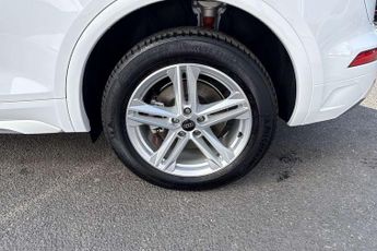 Audi Q5 50 TFSI e Quattro S Line 5dr S Tronic