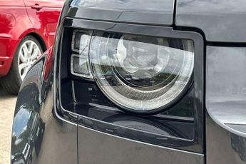 Land Rover Defender 3.0 D300 Hard Top X-Dynamic HSE Auto