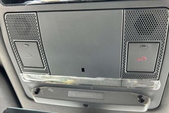 Land Rover Defender 3.0 D300 Hard Top X-Dynamic HSE Auto