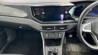 Volkswagen Polo 1.0 Life 5dr