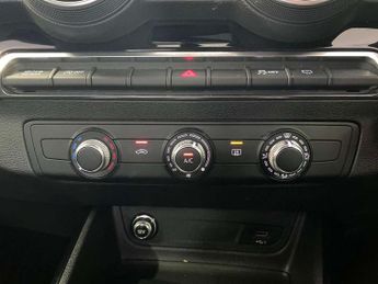 Audi Q2 35 TFSI Black Edition 5dr S Tronic
