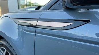 Land Rover Range Rover Evoque 2.0 D200 R-Dynamic HSE 5dr Auto