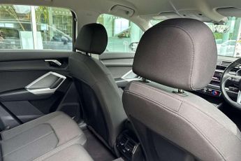 Audi Q3 35 TFSI Technik 5dr S Tronic