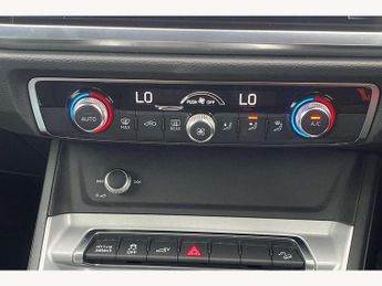 Audi Q3 45 TFSI e Technik 5dr S Tronic