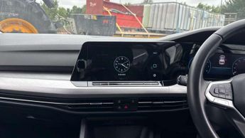 Volkswagen Golf 1.5 eTSI 150 Life 5dr DSG