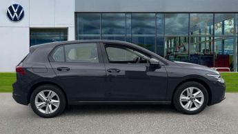 Volkswagen Golf 1.5 eTSI 150 Life 5dr DSG