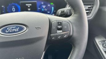 Ford Kuga 2.5 PHEV Vignale 5dr CVT