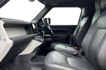 Land Rover Defender 3.0 D300 Hard Top X-Dynamic HSE Auto [3 Seat]