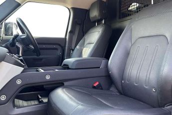 Land Rover Defender 3.0 D300 Hard Top SE Auto