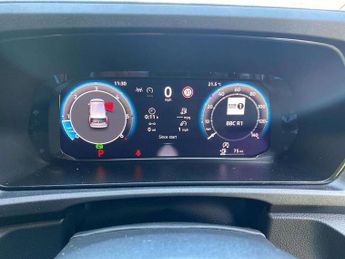 Volkswagen Caddy 2.0 TDI 122PS Commerce Pro Van DSG [Tech Pack]
