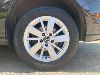 Volkswagen Caddy 2.0 TDI 122PS Commerce Pro Van DSG [Tech Pack]