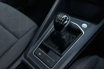 Volkswagen Golf 1.5 TSI Life 5dr