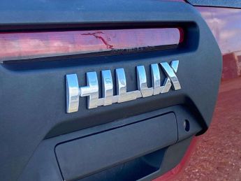 Toyota Hilux Invincible X D/Cab Pick Up 2.8 D-4D Auto