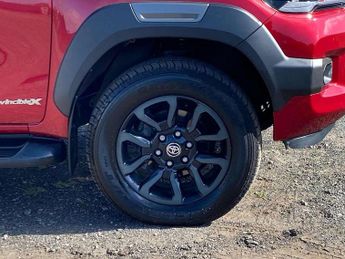 Toyota Hilux Invincible X D/Cab Pick Up 2.8 D-4D Auto