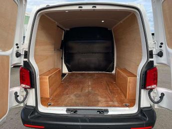 Volkswagen Transporter 2.0 TDI 110 Startline Van