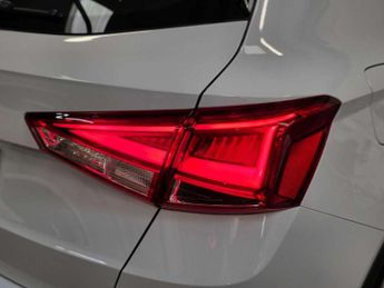SEAT Arona 1.0 TSI 110 XPERIENCE 5dr DSG