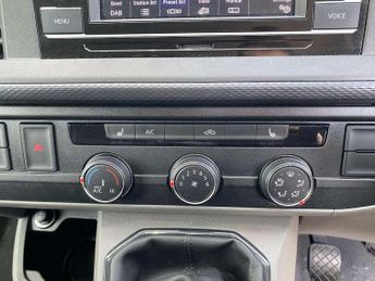 Volkswagen Transporter 2.0 TDI 110 Startline Van