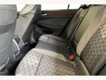 Volkswagen Golf 1.5 eTSI 150 R-Line 5dr DSG