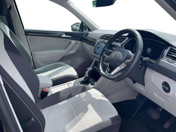 Volkswagen Tiguan 2.0 TSI 4Motion Elegance 5dr DSG