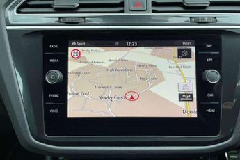 Volkswagen Tiguan 2.0 TSi 230 4Motion SEL 5dr DSG