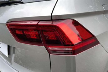 Volkswagen Tiguan 2.0 TSi 230 4Motion SEL 5dr DSG