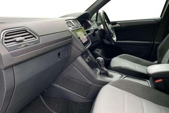 Volkswagen Tiguan 2.0 TSi 230 4Motion SEL 5dr DSG