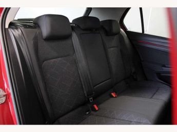 Volkswagen Golf 1.0 eTSI Life 5dr DSG