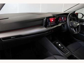 Volkswagen Golf 1.0 eTSI Life 5dr DSG
