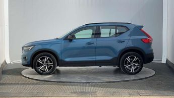 Volvo XC40 2.0 B3P Plus Dark 5dr Auto
