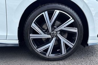 Volkswagen Golf 1.5 TSI 150 R-Line 5dr