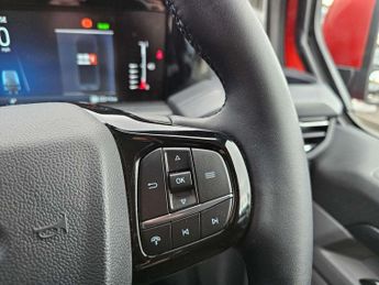 Ford Transit Custom 2.5 PHEV 232ps H1 Van Limited Auto