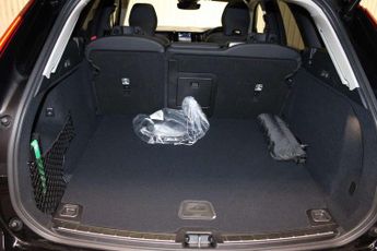 Volvo XC60 2.0 T6 [350] RC PHEV Plus Dark 5dr AWD Geartronic