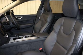 Volvo XC60 2.0 T6 [350] RC PHEV Plus Dark 5dr AWD Geartronic