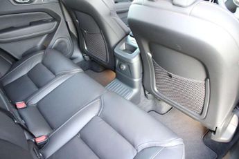 Volvo XC60 2.0 T8 [455] PHEV Ultra Bright 5dr AWD Geartronic