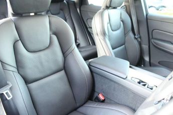 Volvo XC60 2.0 T8 [455] PHEV Ultra Bright 5dr AWD Geartronic