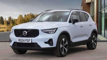 Volvo XC40 2.0 B3P Plus Dark 5dr Auto