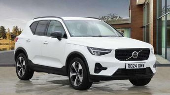 Volvo XC40 2.0 B3P Plus Dark 5dr Auto