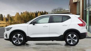 Volvo XC40 2.0 B3P Plus Dark 5dr Auto