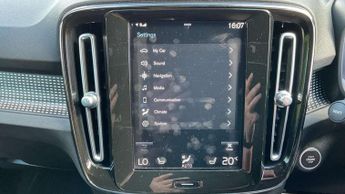 Volvo XC40 1.5 T3 [163] R DESIGN 5dr